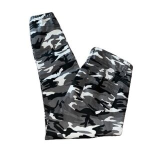 VIP jeans camouflage pants size 11
